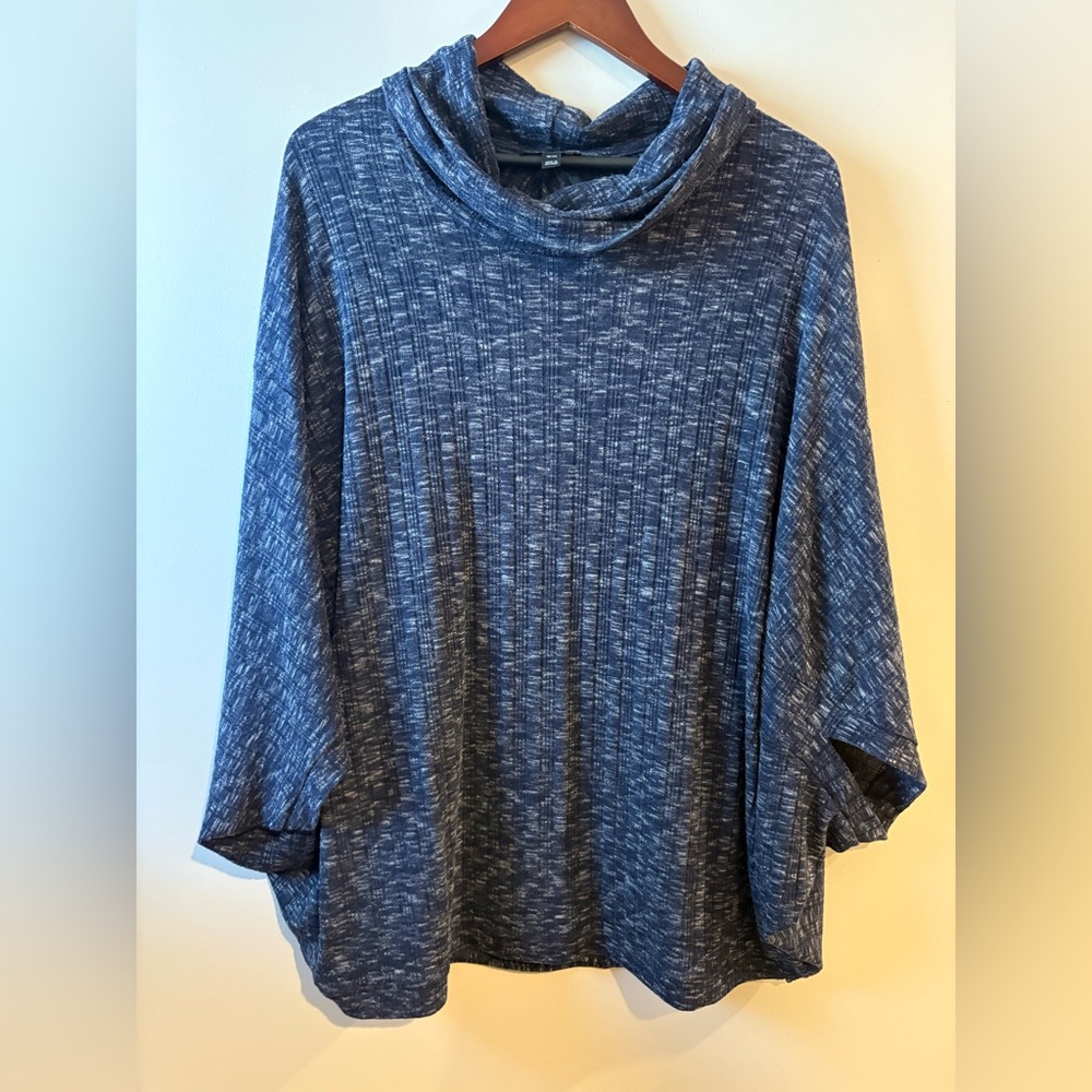 NWT Lane Bryant Blue Batwing Sleeve Cowl Neck Poncho Plus Size 2X 18/20